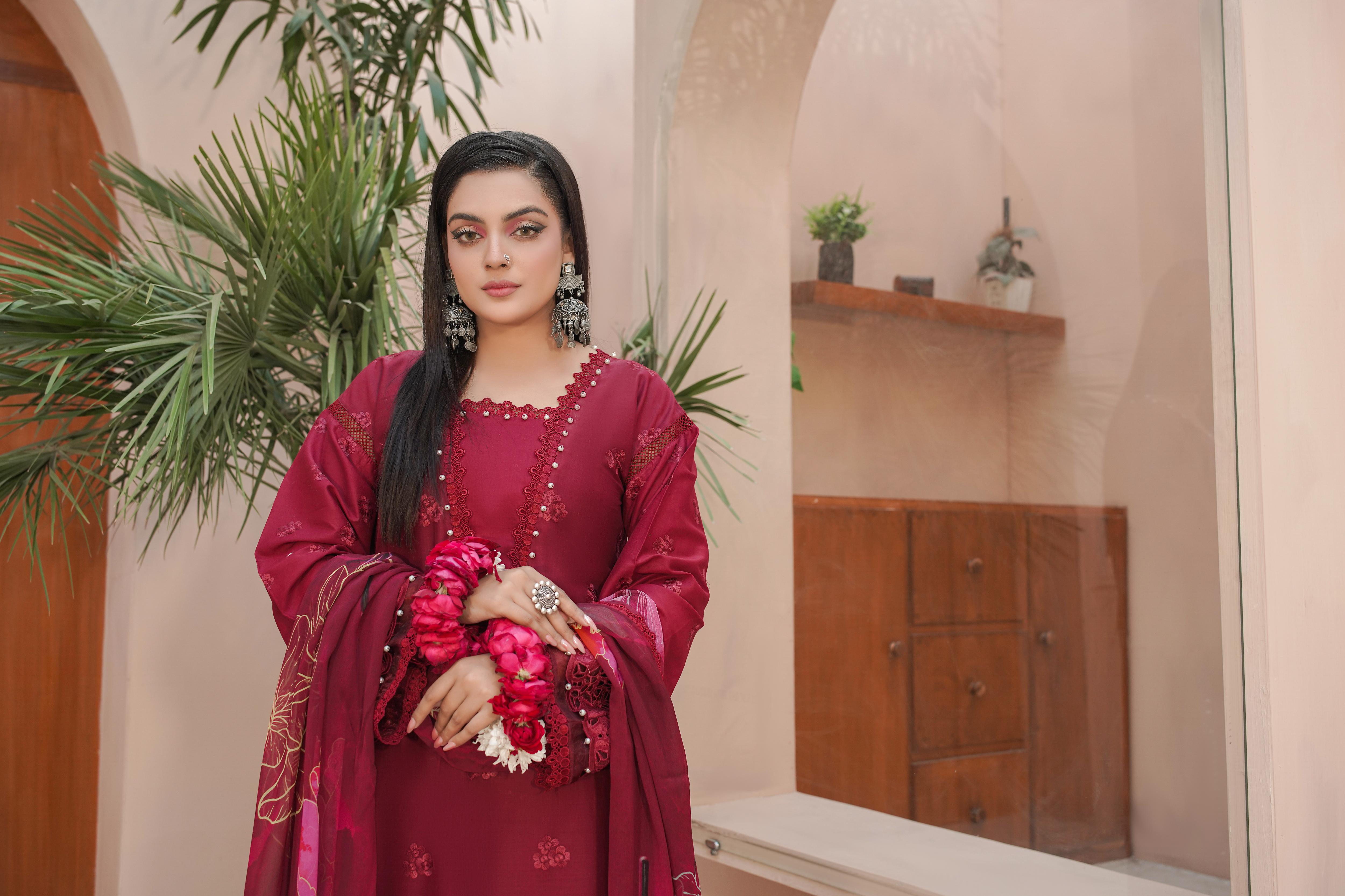 MAHOOR - Lawn 3 Piece Suit Deep Maroon