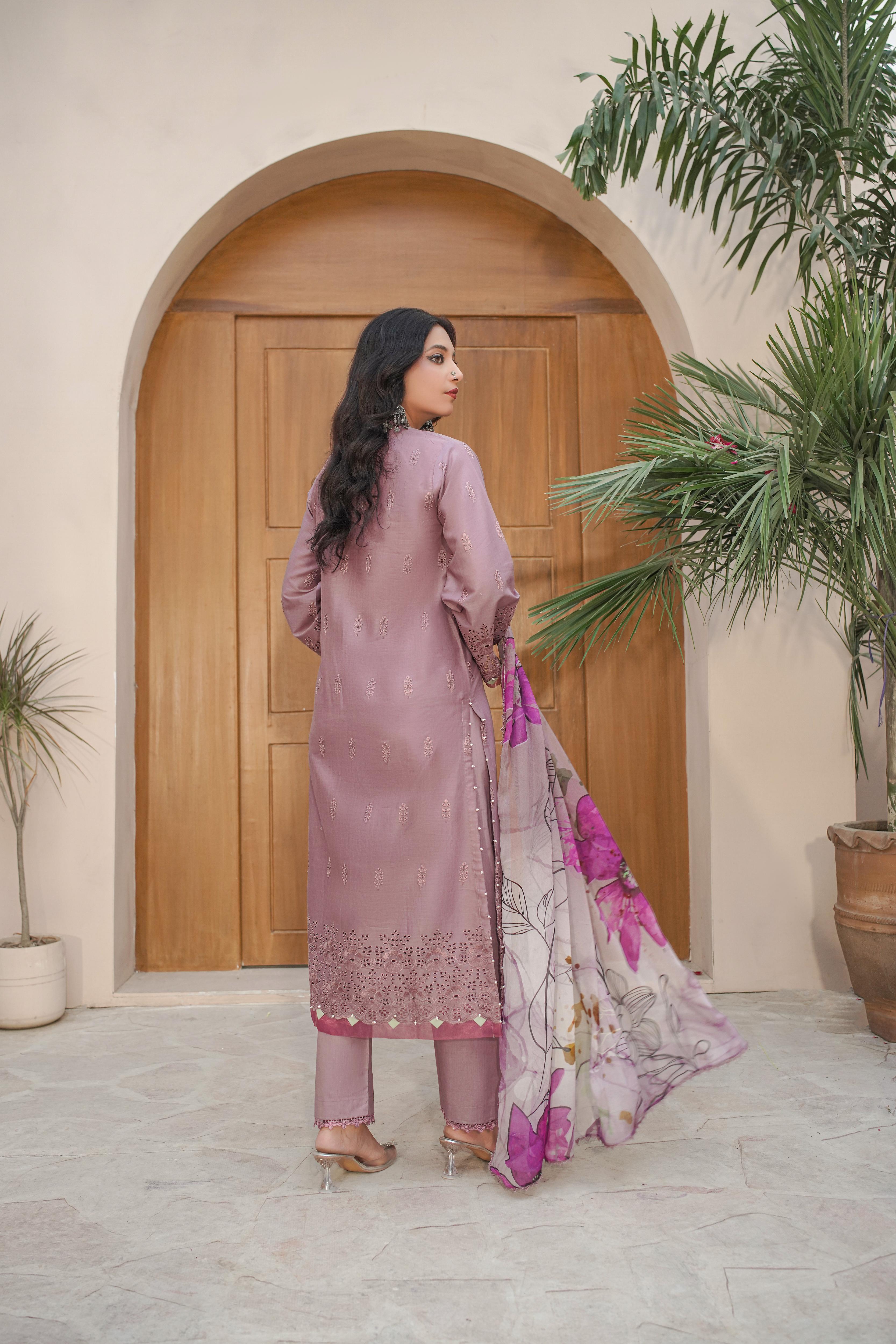 MAHOOR - Lawn 3 Piece Suit Soft Mauve