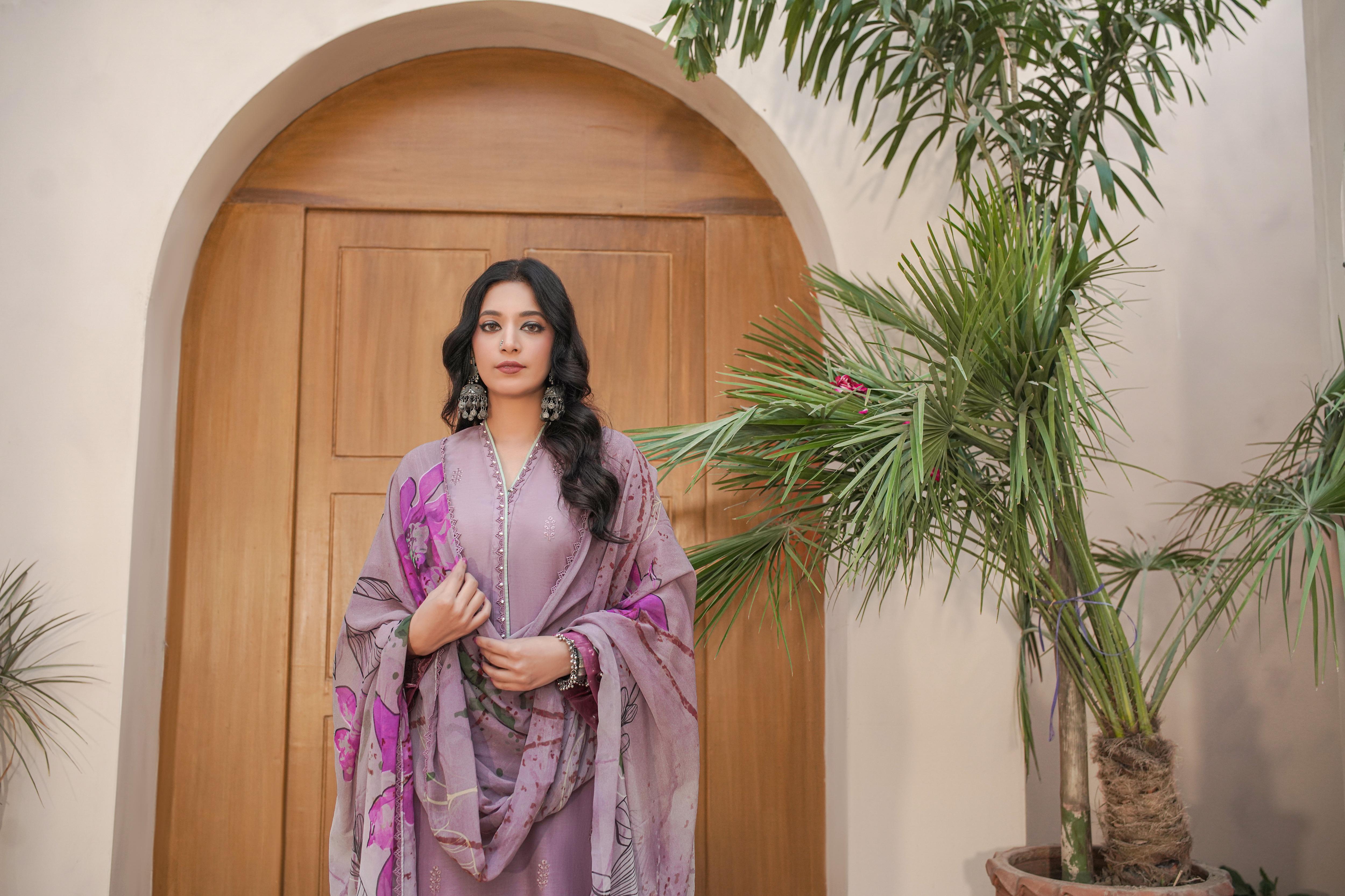 MAHOOR - Lawn 3 Piece Suit Soft Mauve