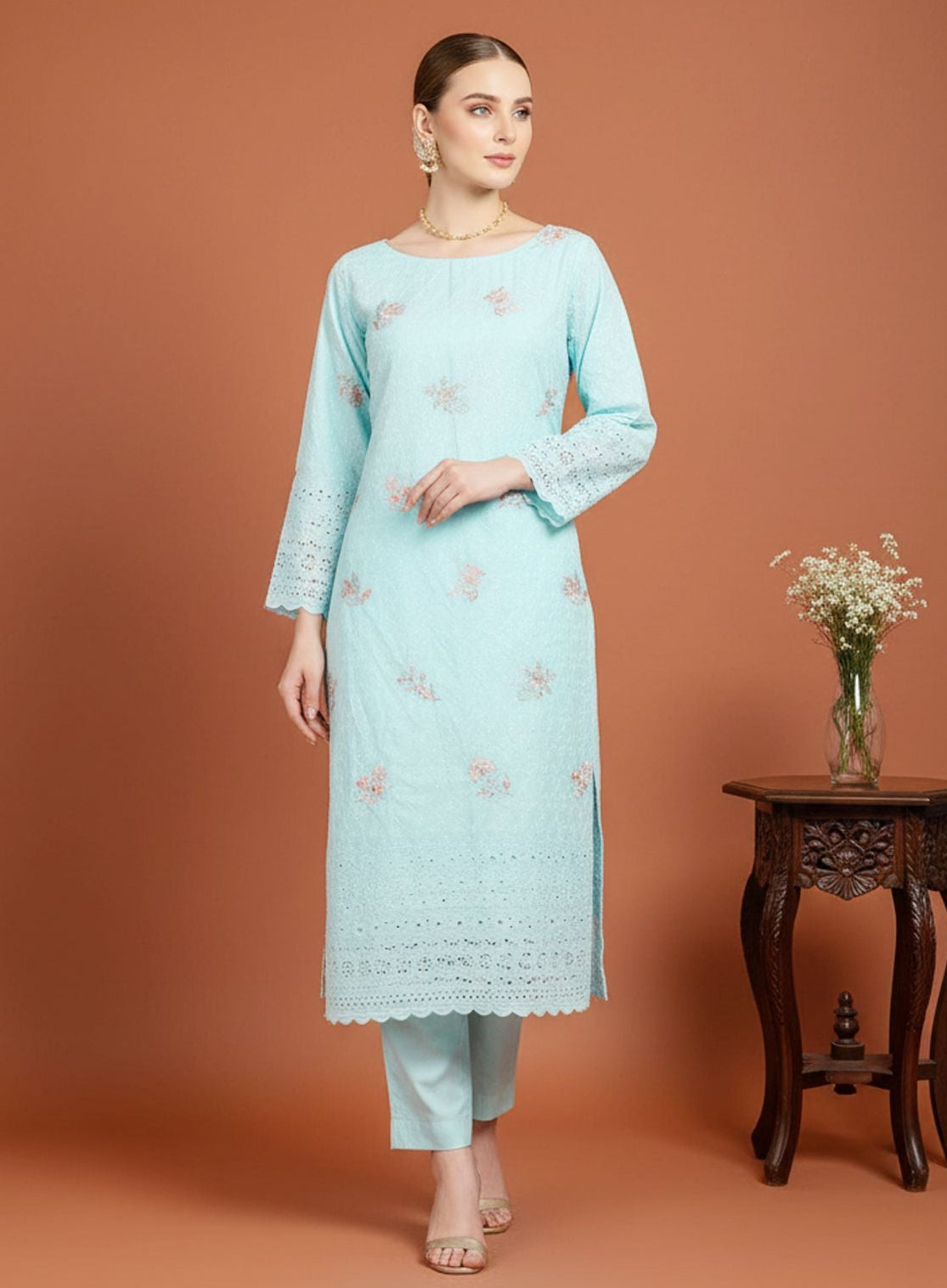 MAHOOR – 2-Piece Cambric Chikankari Suit