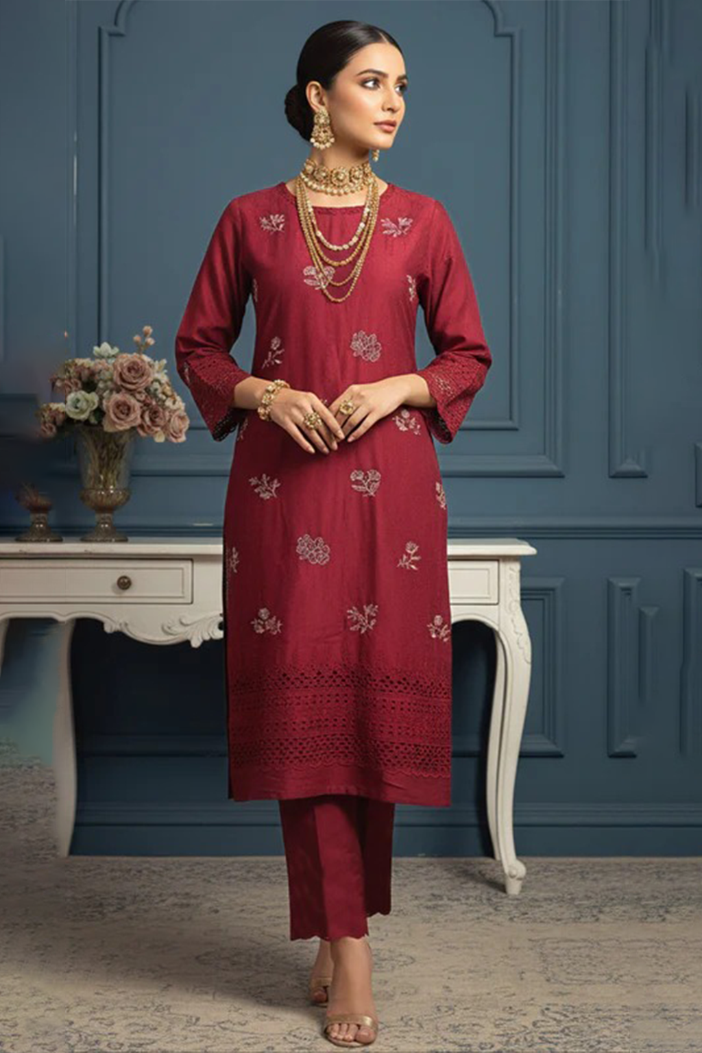MAHOOR – 2-Piece Cambric Chikankari Suit